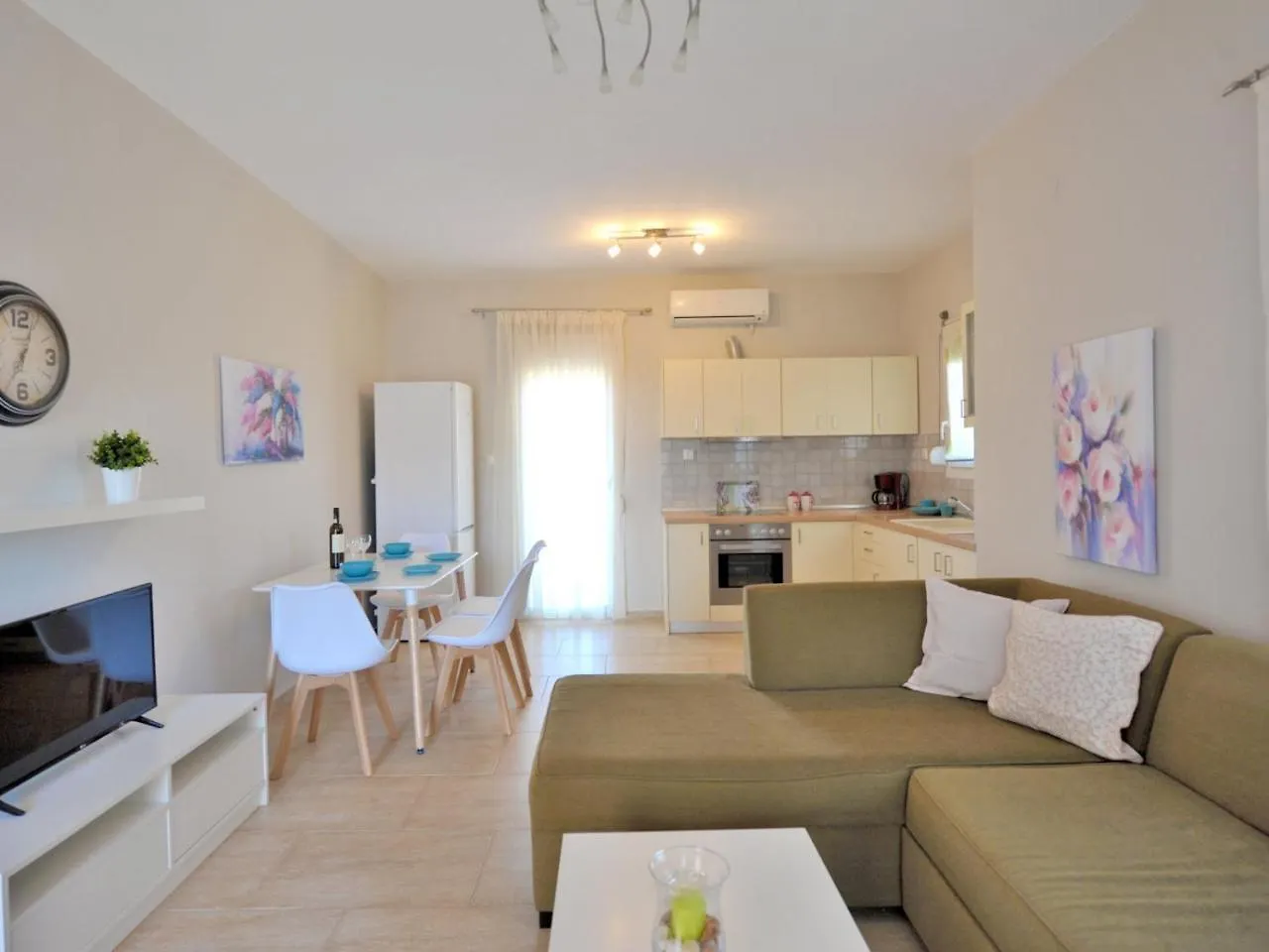 Fotinia Beach House By Rentalspro Services Dionisiou Beach Halkidiki Paralia Dionysiou 0*,  Greece